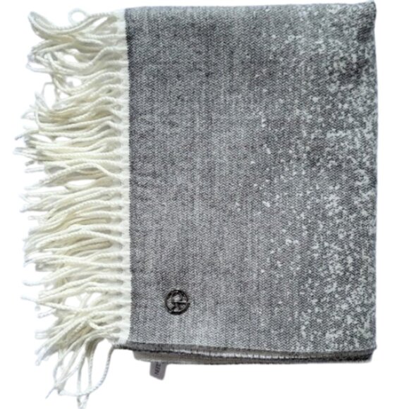 Calvin Klein Accessories - CALVIN KLEIN Heathered Gray & White Fringed Acrylic Scarf - OS